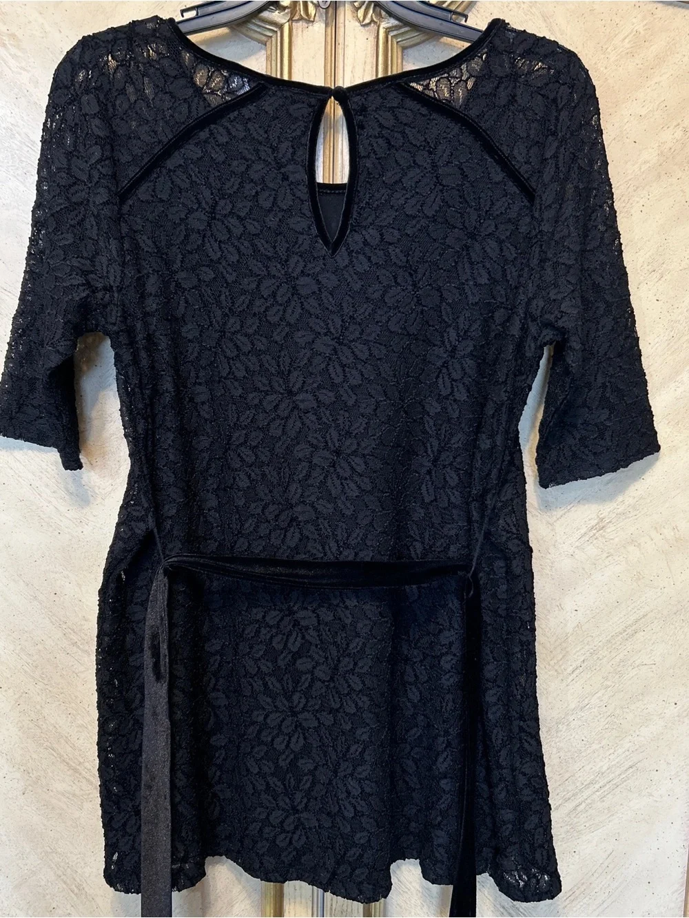 Motherhood Maternity Black Lace Velvet Tie Waist 3/4 Sleeve Blouse NEW NWT - Picture 5 of 6